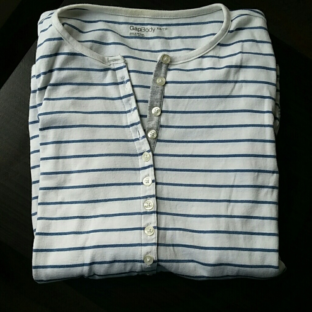 << GapBody cozy spring pullover>>